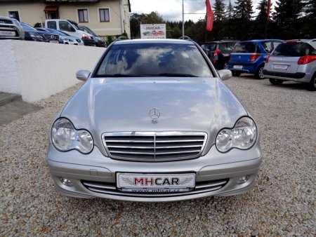 Mercedes-Benz Třídy C, 2005 - pohled č. 2