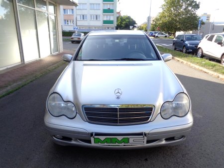Mercedes-Benz Třídy C, 2004 - pohled č. 2
