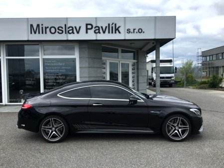 Mercedes-Benz Třídy C, 2016 - pohled č. 2