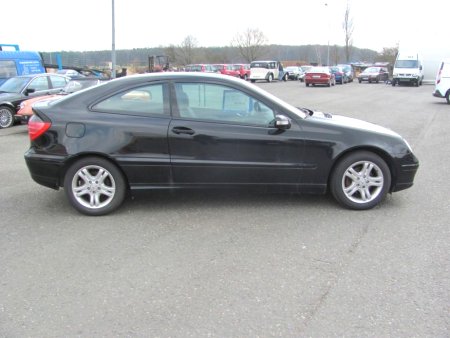 Mercedes-Benz Třídy C, 2002 - pohled č. 13