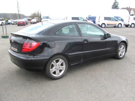 Mercedes-Benz Třídy C, 2002 - pohled č. 3