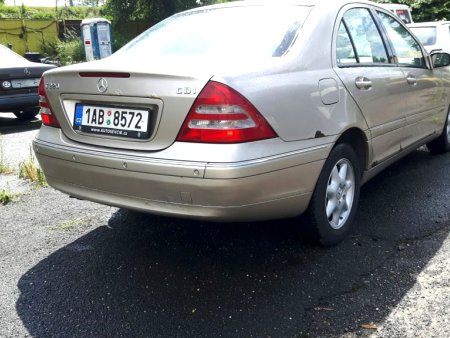 Mercedes-Benz Třídy C, 2001 - pohled č. 4