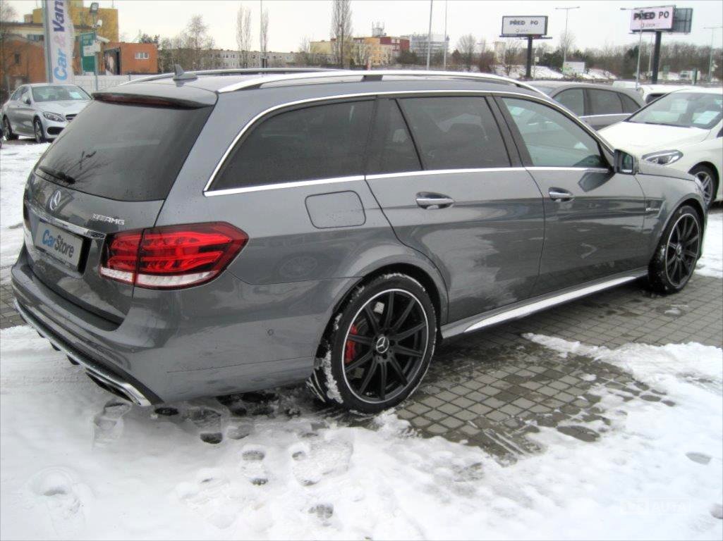 Mercedes-Benz Třídy E, 2015 - pohled č. 4