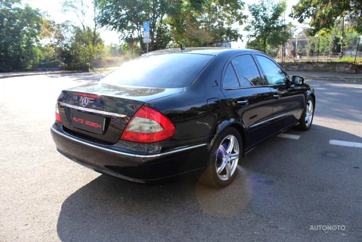 Mercedes-Benz Třídy E, 2006 - pohled č. 6