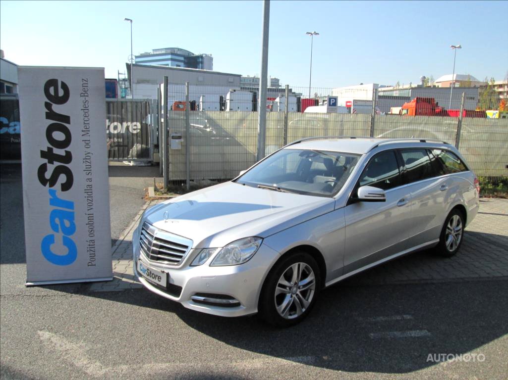 Mercedes-Benz Třídy E, 2012 - celkový pohled