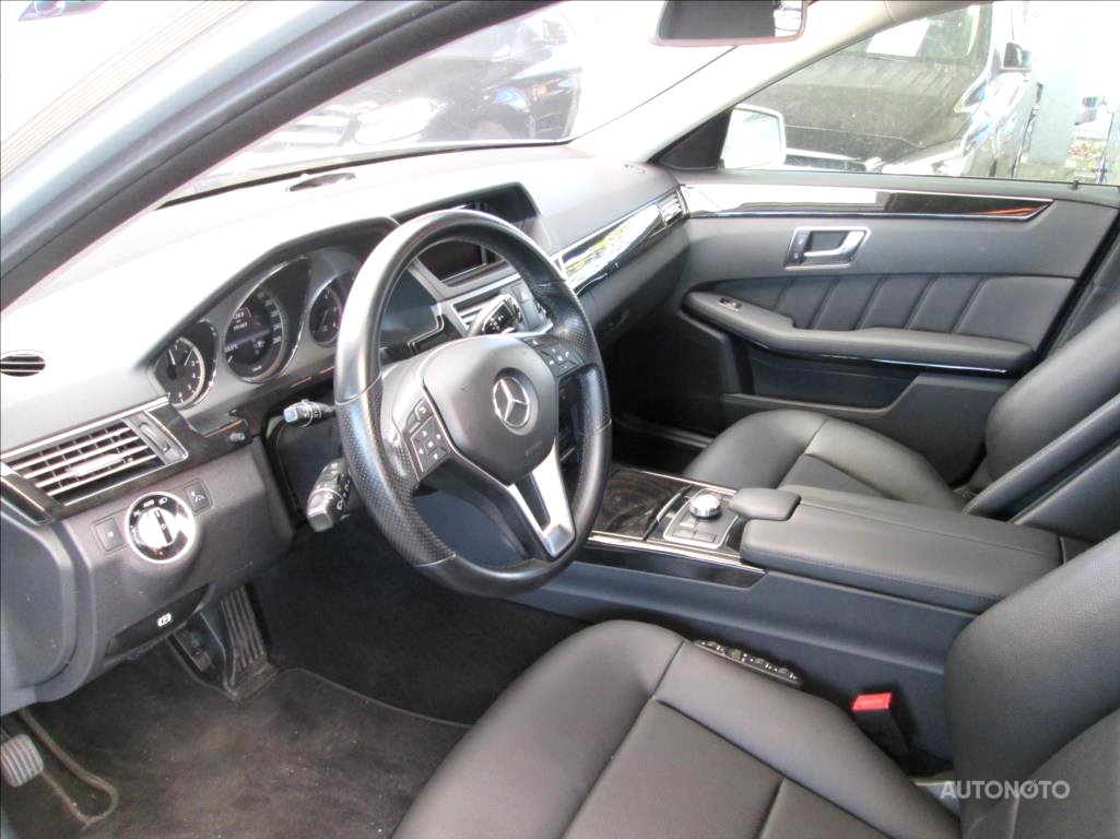 Mercedes-Benz Třídy E, 2012 - pohled č. 9