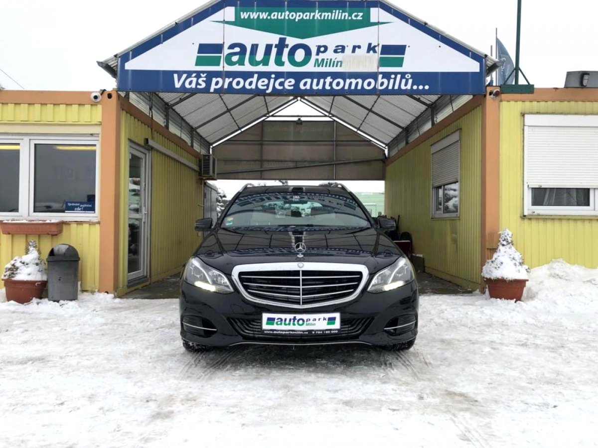 Mercedes-Benz Třídy E, 2016 - pohled č. 2