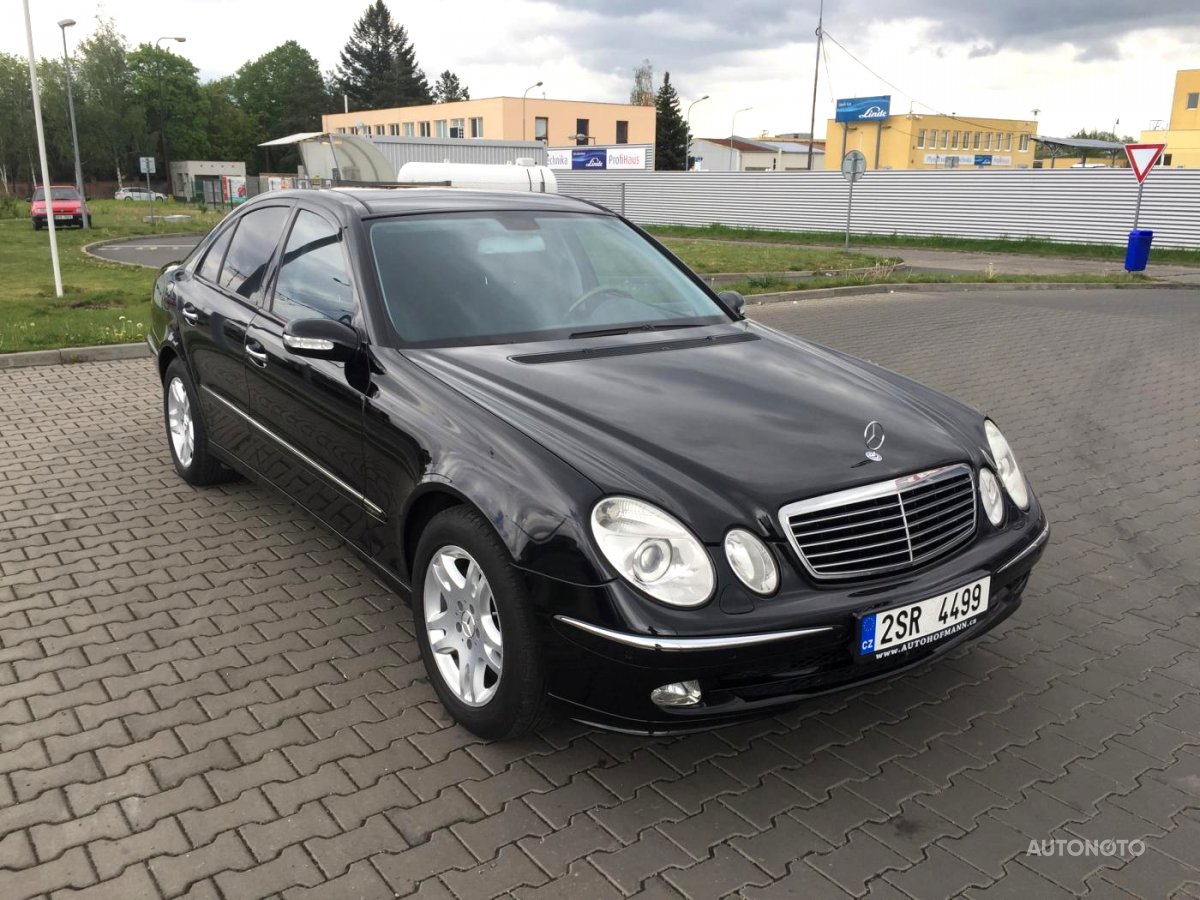 Mercedes-Benz Třídy E, 2003 - celkový pohled