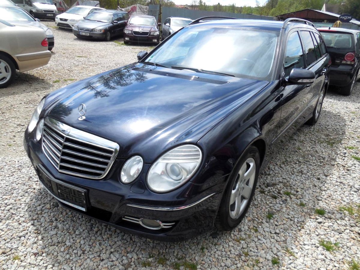 Mercedes-Benz Třídy E, 2009 - celkový pohled