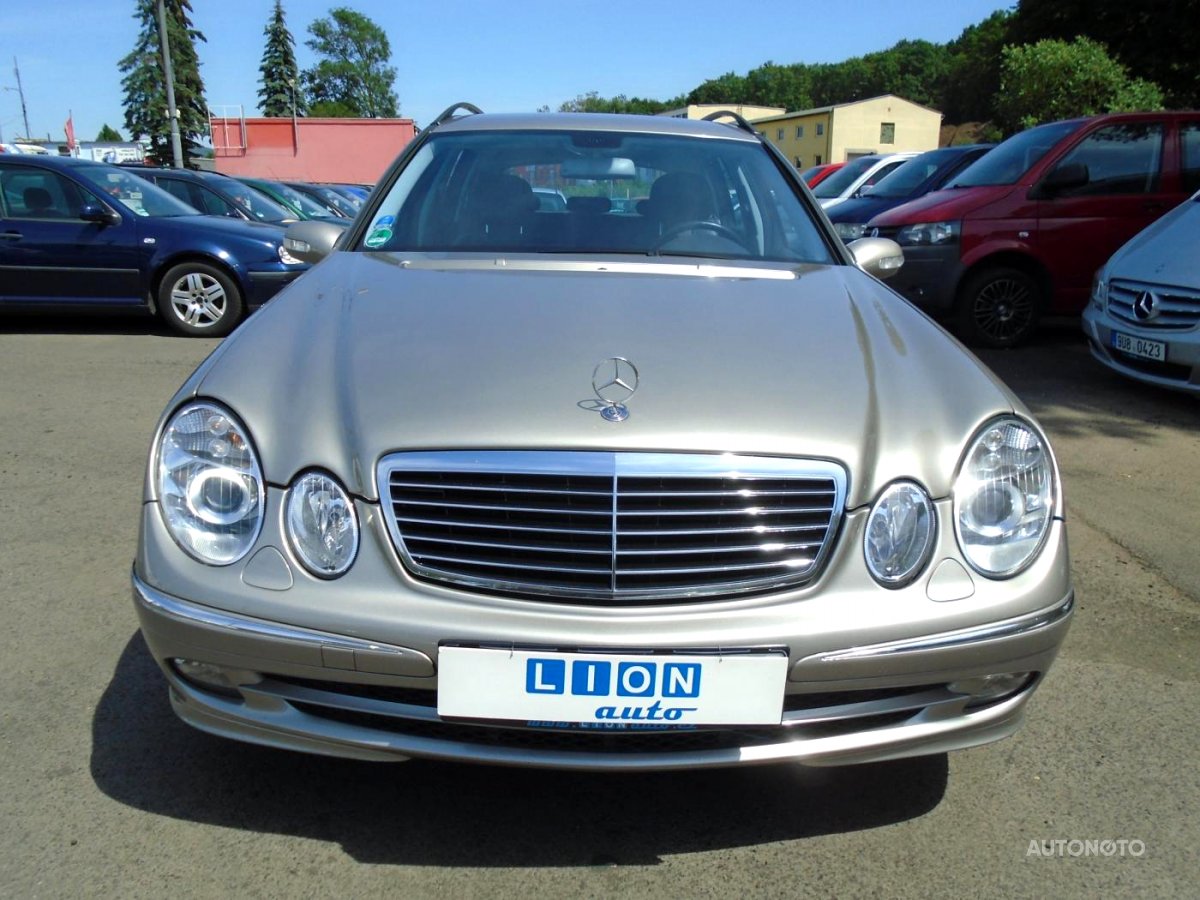 Mercedes-Benz Třídy E, 2006 - pohled č. 2