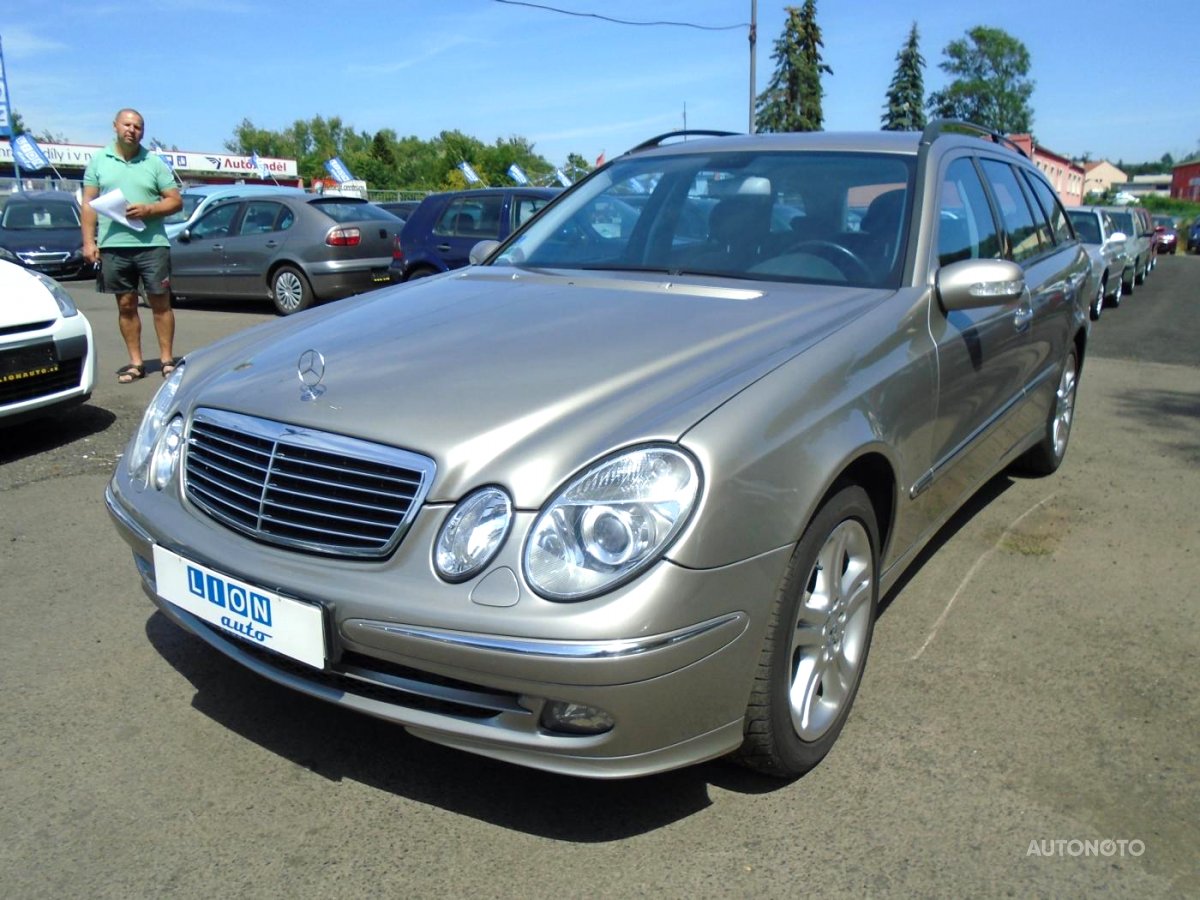 Mercedes-Benz Třídy E, 2006 - pohled č. 3
