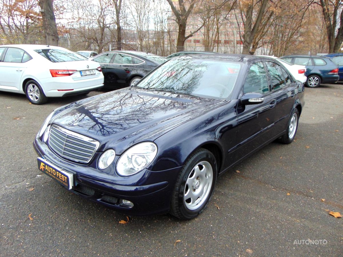 Mercedes-Benz Třídy E, 2005 - pohled č. 2