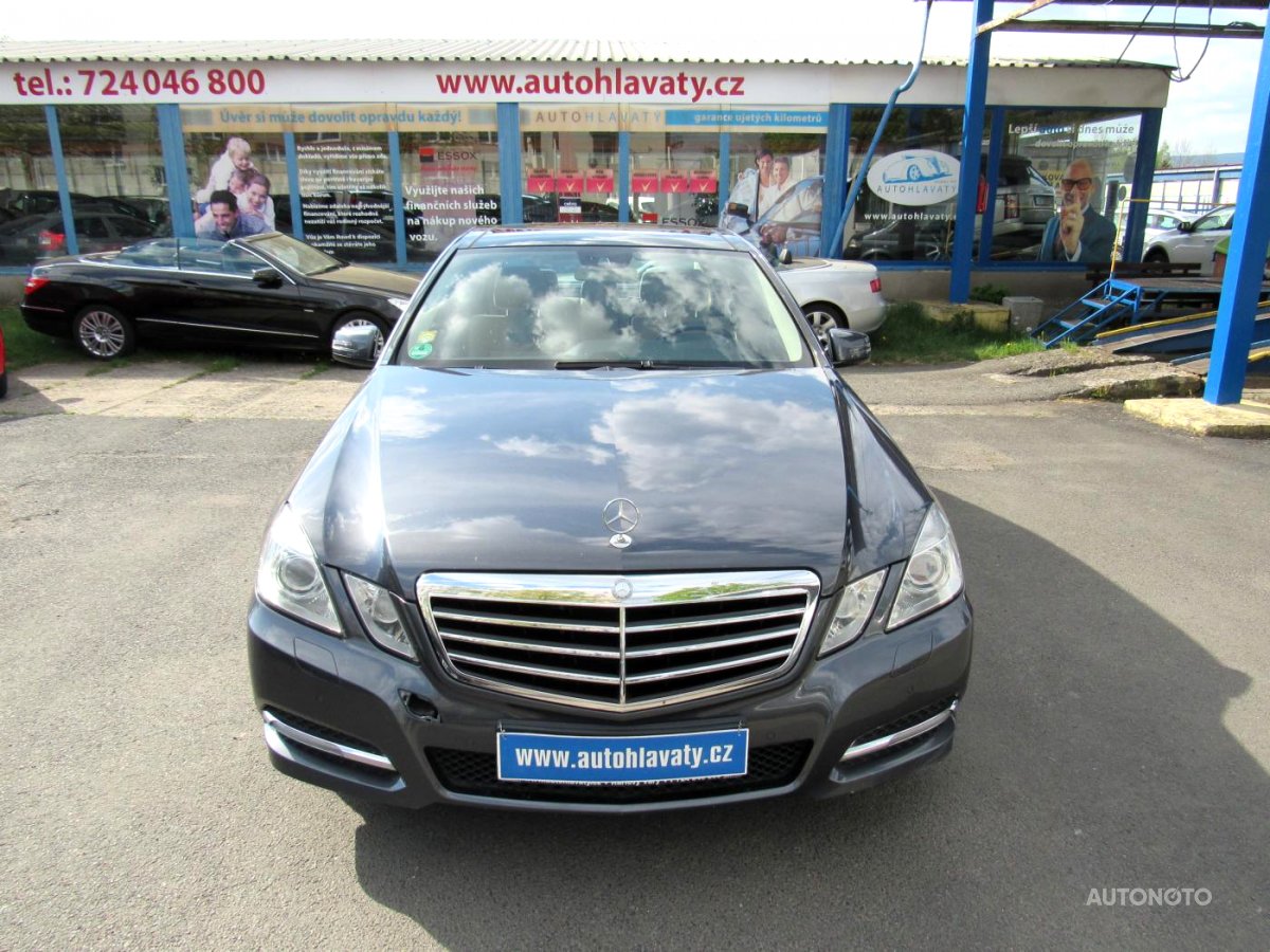 Mercedes-Benz Třídy E, 2011 - pohled č. 2