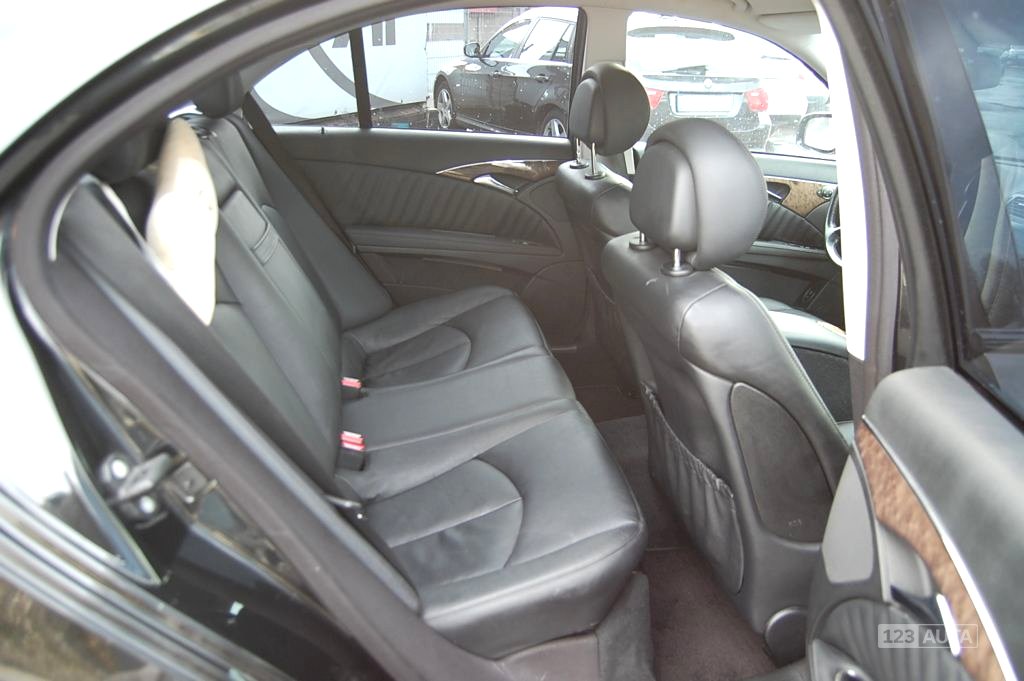 Mercedes-Benz Třídy E, 2008 - pohled č. 10