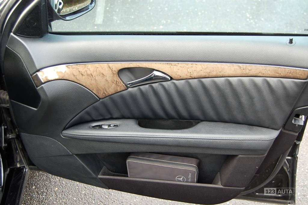 Mercedes-Benz Třídy E, 2008 - pohled č. 13