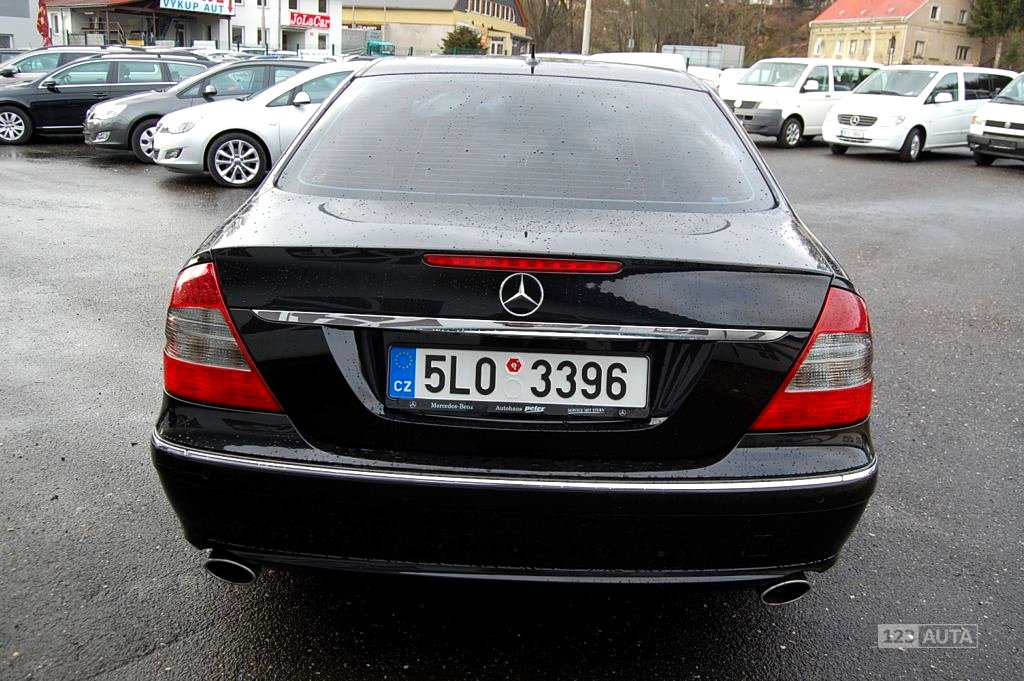 Mercedes-Benz Třídy E, 2008 - pohled č. 5
