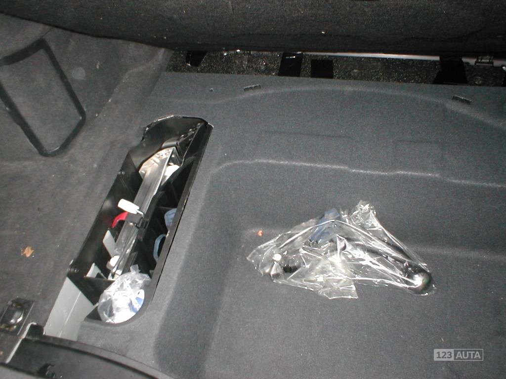 Mercedes-Benz Třídy E, 2002 - pohled č. 8