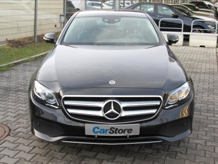 Mercedes-Benz Třídy E, 2017 - pohled č. 2