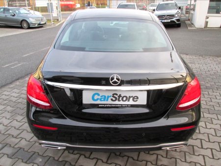 Mercedes-Benz Třídy E, 2017 - pohled č. 6