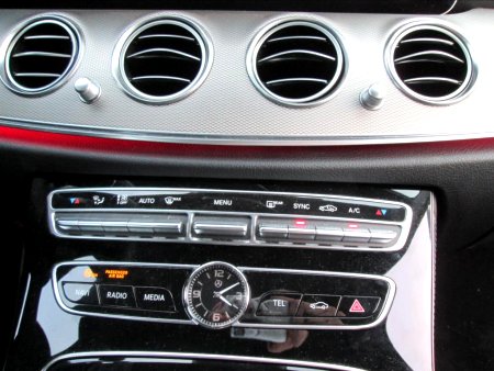 Mercedes-Benz Třídy E, 2017 - pohled č. 9