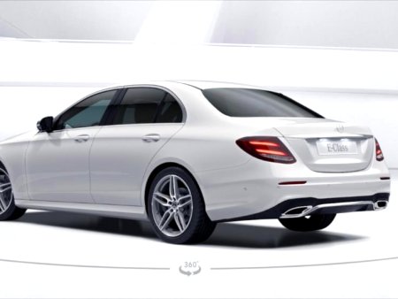 Mercedes-Benz Třídy E, 2018 - pohled č. 2