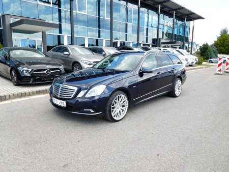 Mercedes-Benz Třídy E, 2009