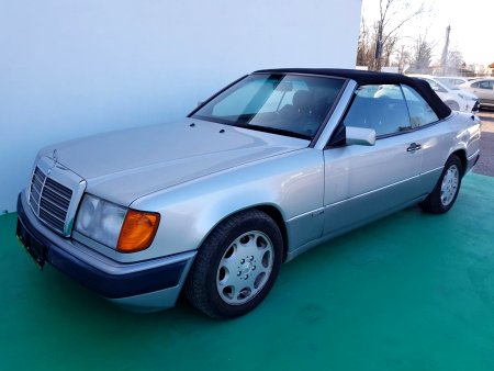 Mercedes-Benz Třídy E, 1993 - pohled č. 3