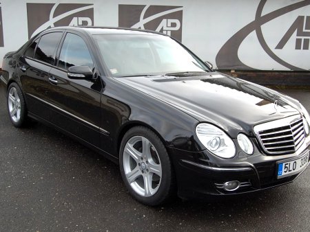 Mercedes-Benz Třídy E, 2008