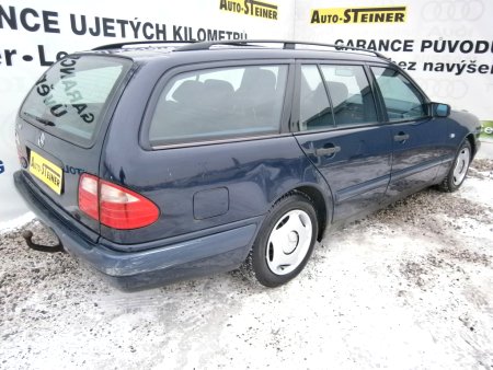 Mercedes-Benz Třídy E, 1998 - pohled č. 6