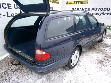 Mercedes-Benz Třídy E, 1998 - pohled č. 7