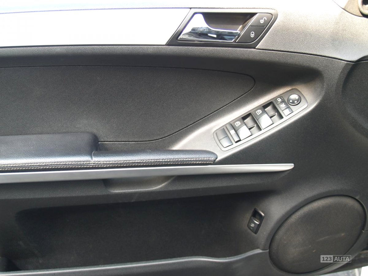 Mercedes-Benz Třídy M, 2007 - pohled č. 10