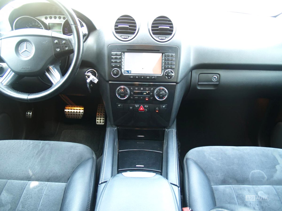 Mercedes-Benz Třídy M, 2007 - pohled č. 16