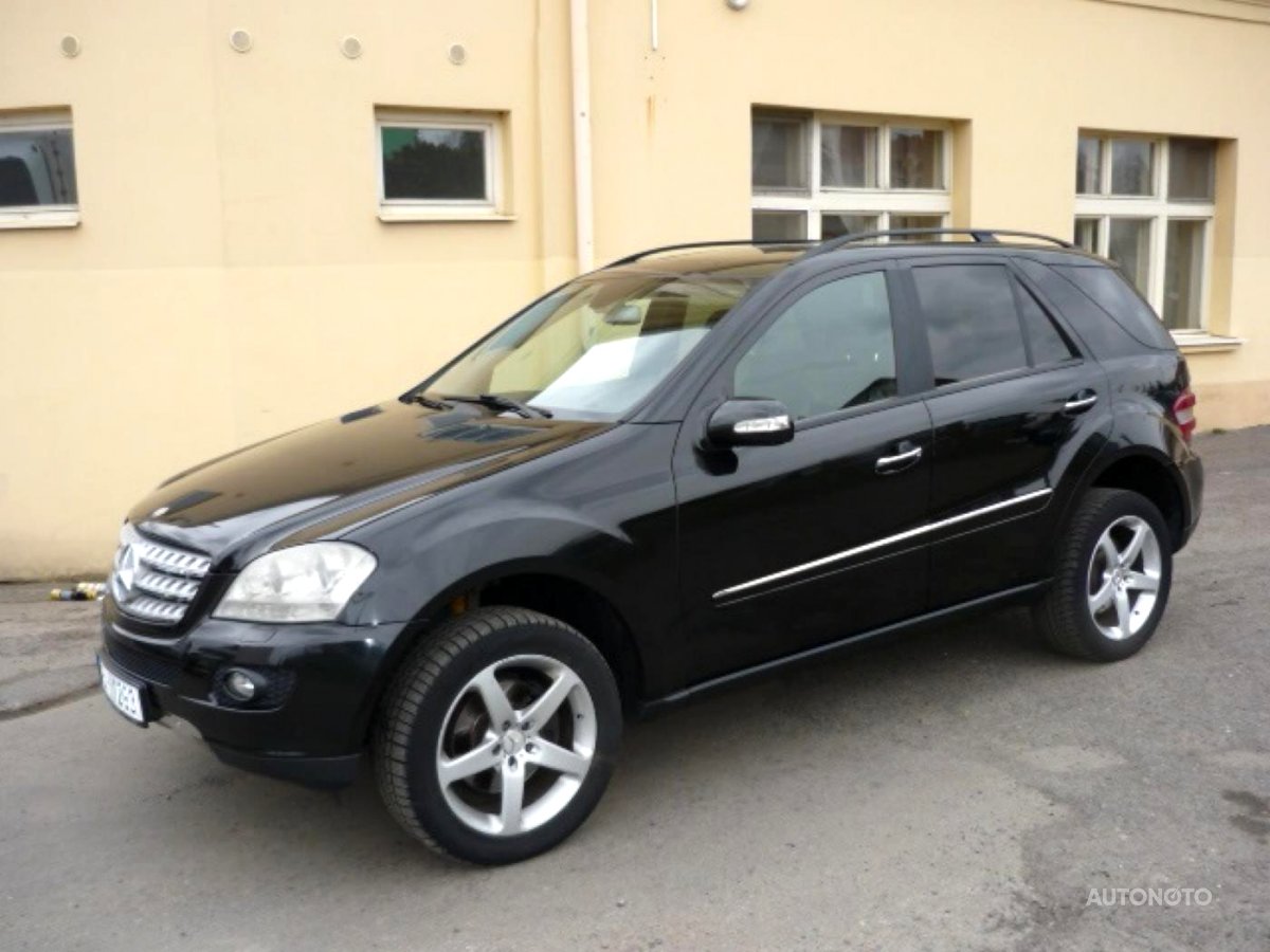 Mercedes-Benz Třídy M, 2006 - celkový pohled