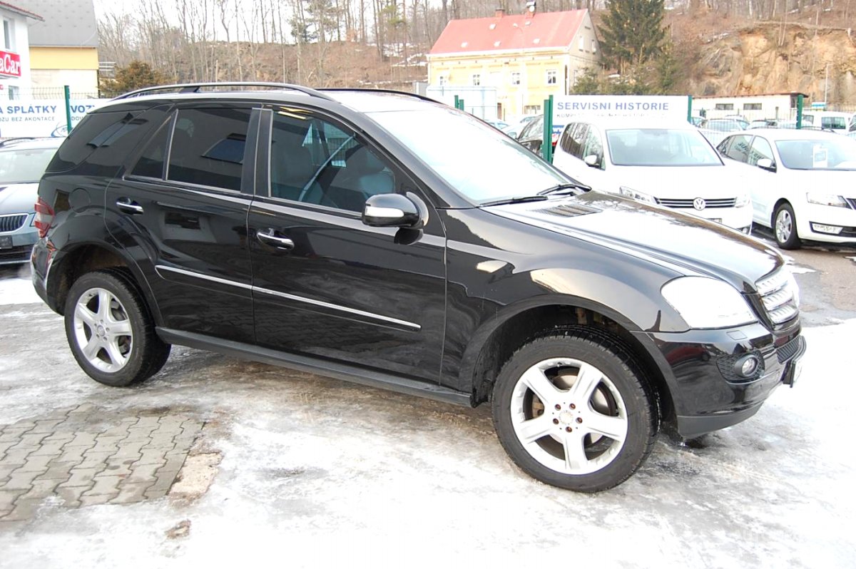 Mercedes-Benz Třídy M, 2008 - pohled č. 3