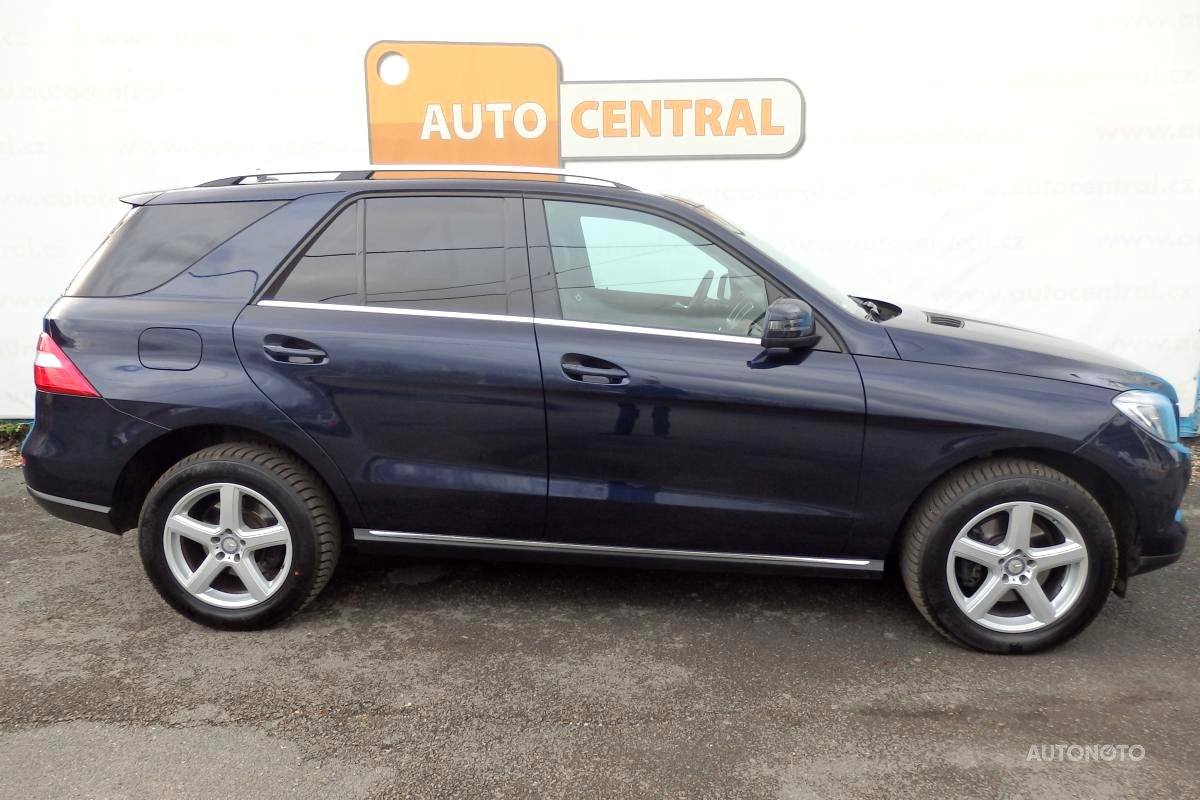 Mercedes-Benz Třídy M, 2013 - pohled č. 3