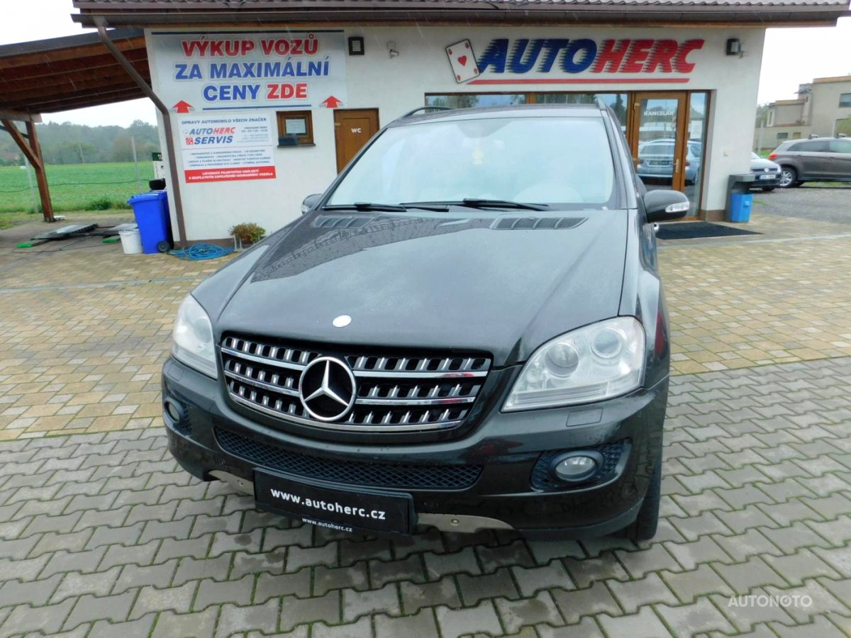 Mercedes-Benz Třídy M, 2006 - celkový pohled