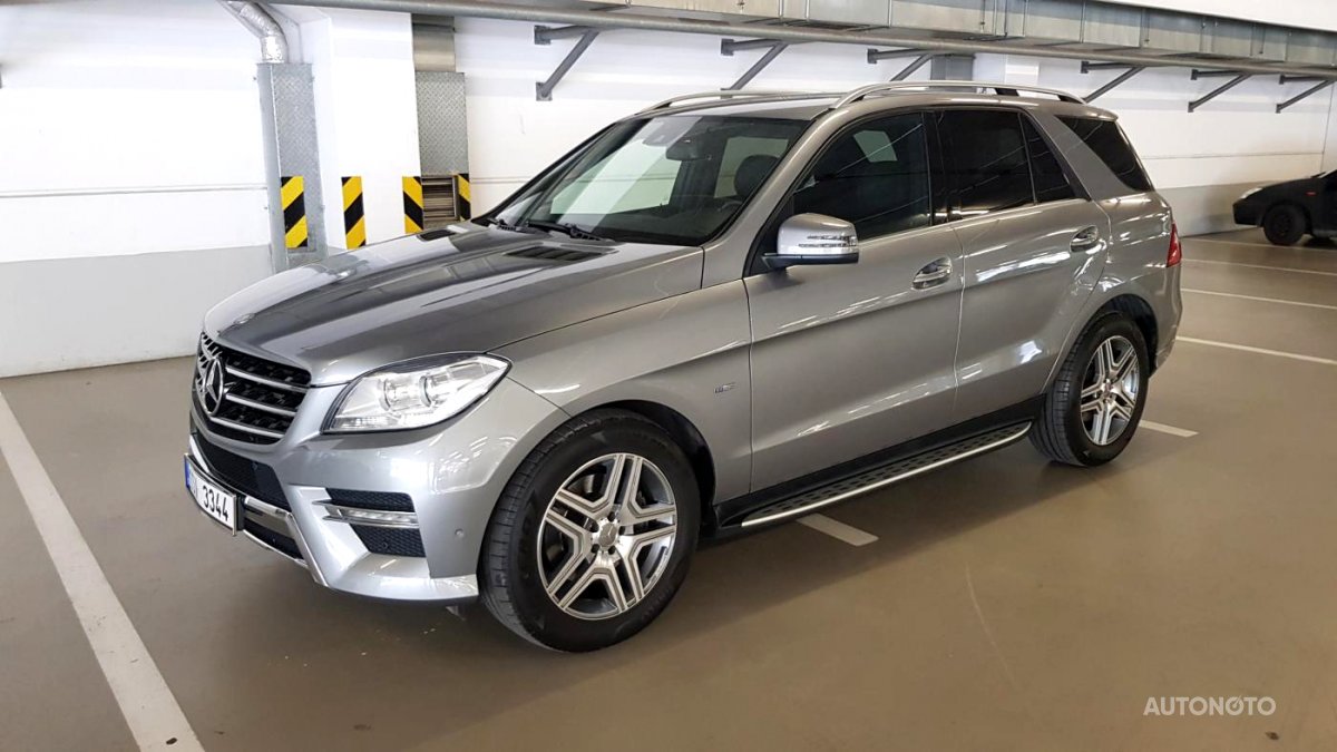 Mercedes-Benz Třídy M, 2011 - pohled č. 2