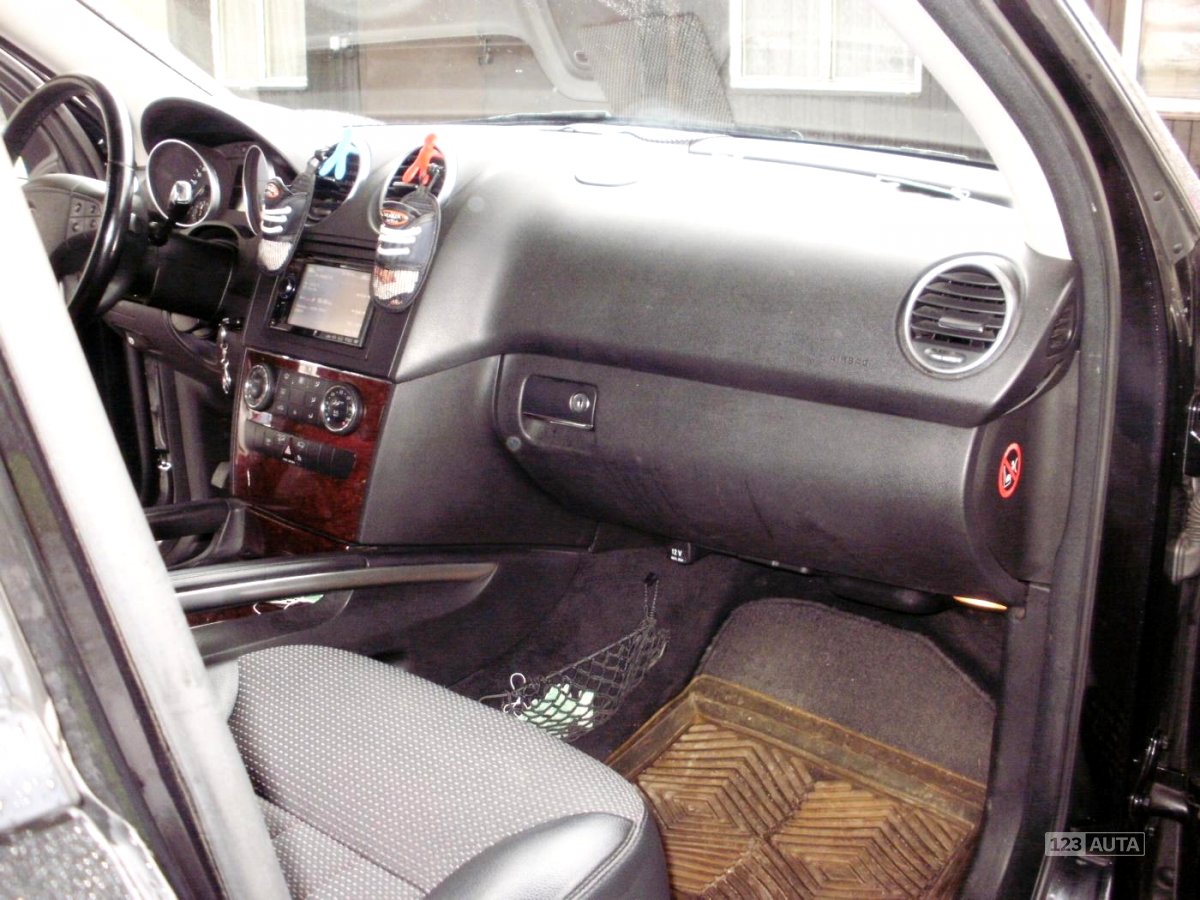 Mercedes-Benz Třídy M, 2006 - pohled č. 8