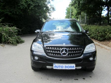 Mercedes-Benz Třídy M, 2007 - pohled č. 3