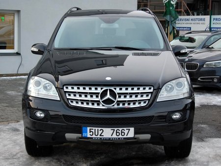 Mercedes-Benz Třídy M, 2008 - pohled č. 2