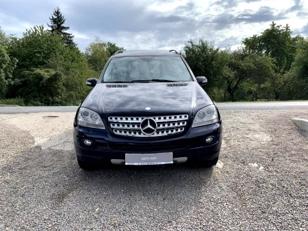 Mercedes-Benz Třídy M, 2006 - pohled č. 3