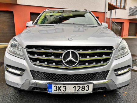 Mercedes-Benz Třídy M, 2012 - pohled č. 2