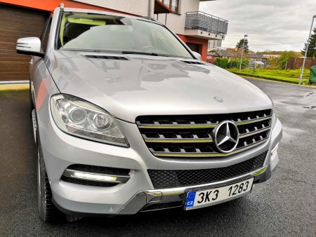 Mercedes-Benz Třídy M, 2012 - pohled č. 3