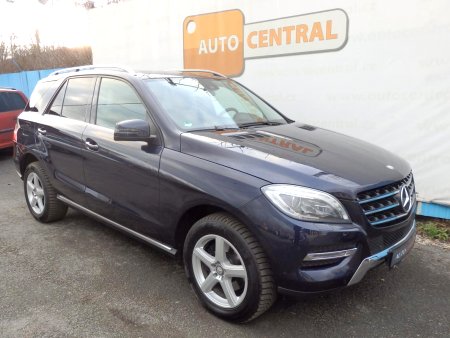 Mercedes-Benz Třídy M, 2013 - pohled č. 2