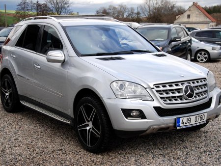 Mercedes-Benz Třídy M, 2009 - pohled č. 2