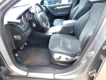 Mercedes-Benz Třídy R, 2011 - pohled č. 10