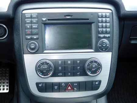 Mercedes-Benz Třídy R, 2011 - pohled č. 8