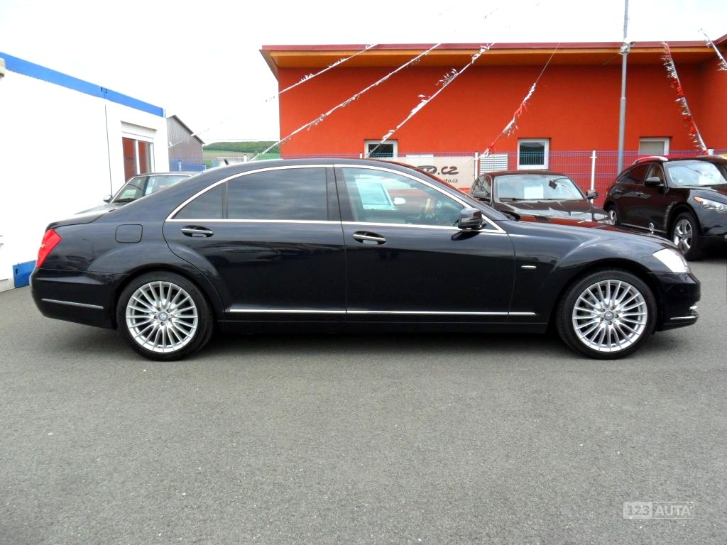 Mercedes-Benz Třídy S, 2010 - pohled č. 10
