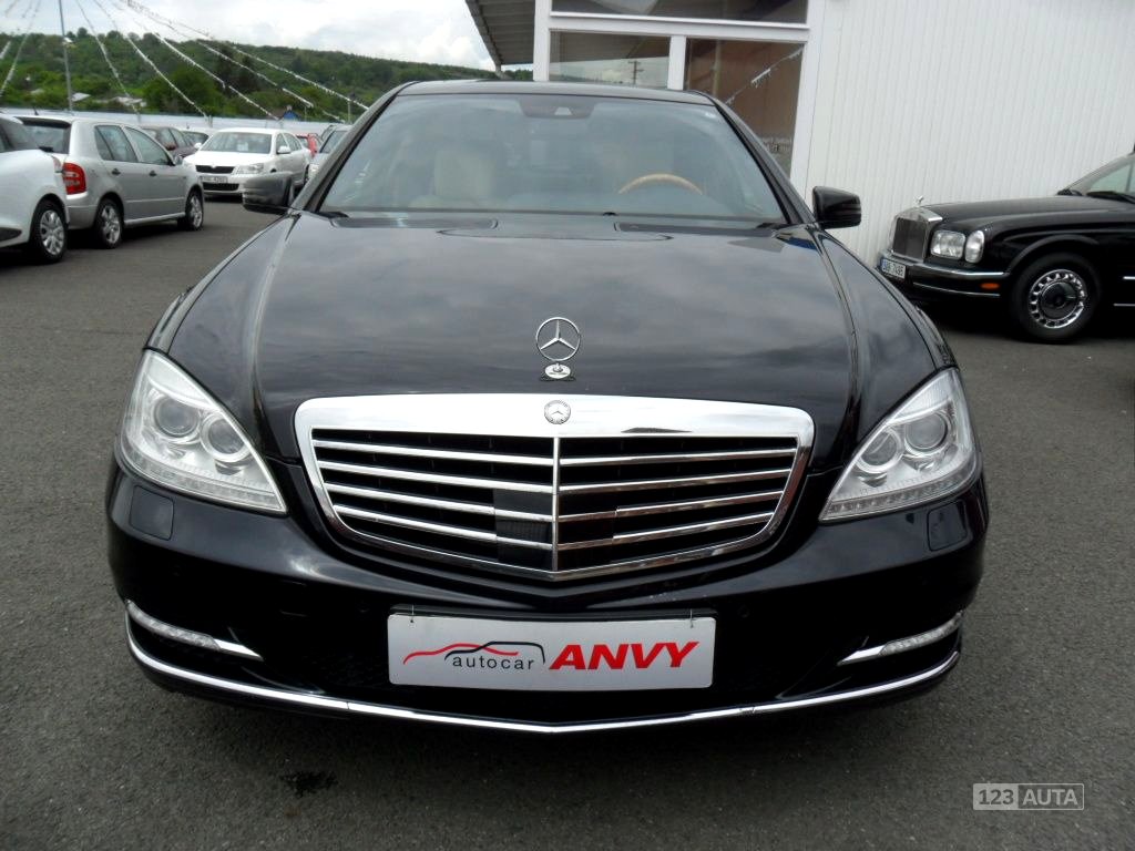 Mercedes-Benz Třídy S, 2010 - pohled č. 2