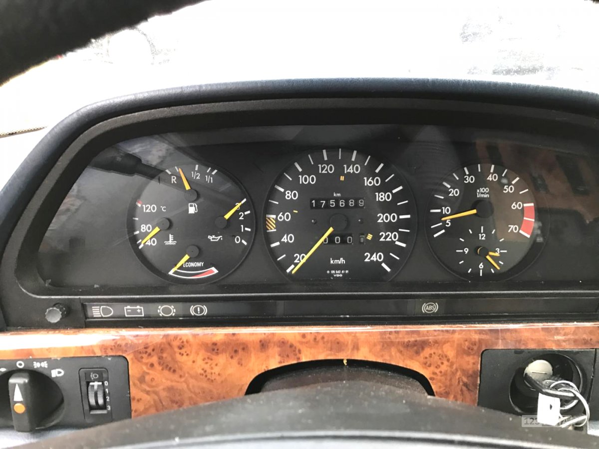 Mercedes-Benz Třídy S, 1983 - pohled č. 10